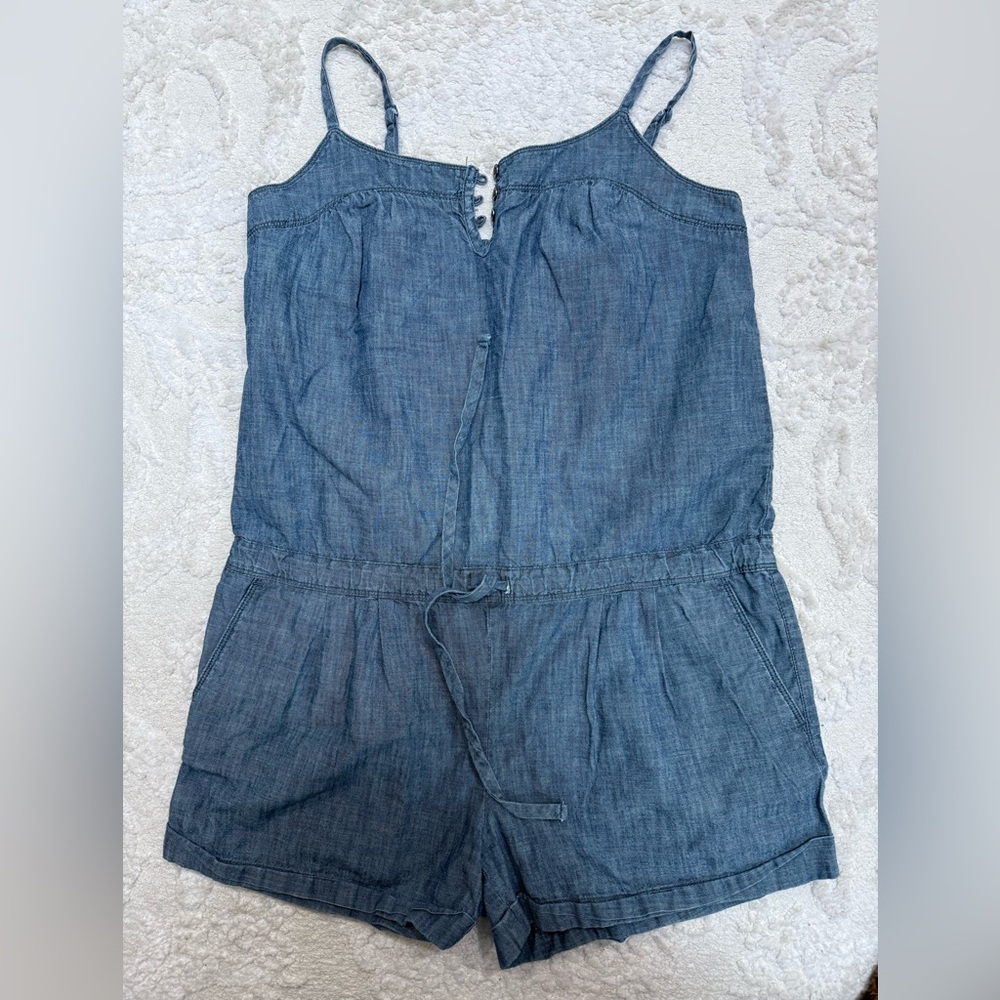 GAP Denim Romper Women’s Medium 100% Cotton Spaghetti Strap‎ Drawstring Waist